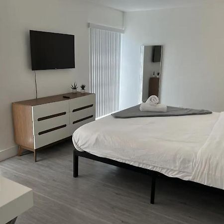 Designer River View Apartments فورت لودرديل المظهر الخارجي الصورة