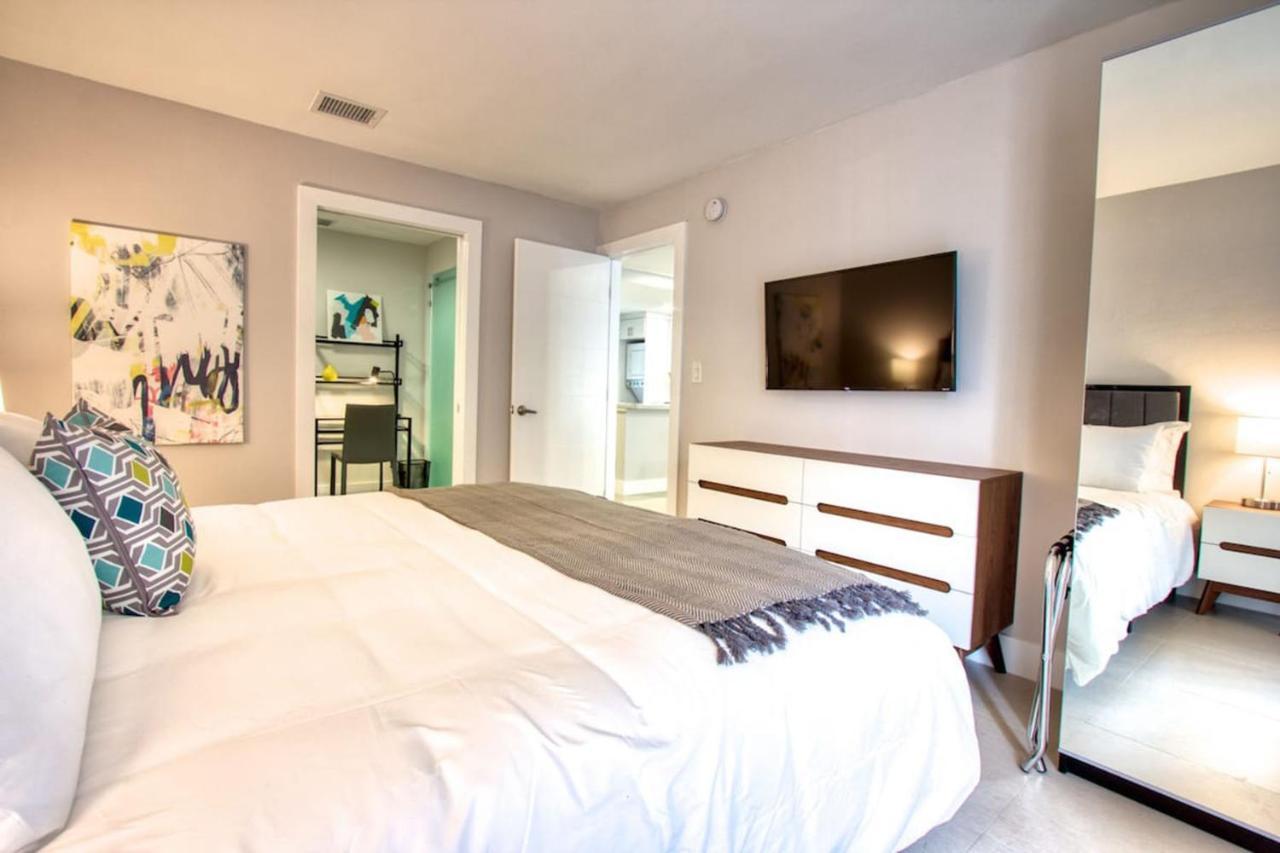 Designer River View Apartments فورت لودرديل المظهر الخارجي الصورة