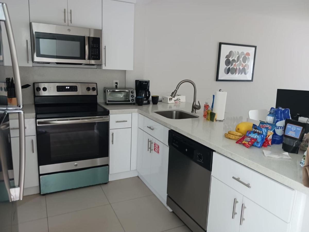 Designer River View Apartments فورت لودرديل المظهر الخارجي الصورة