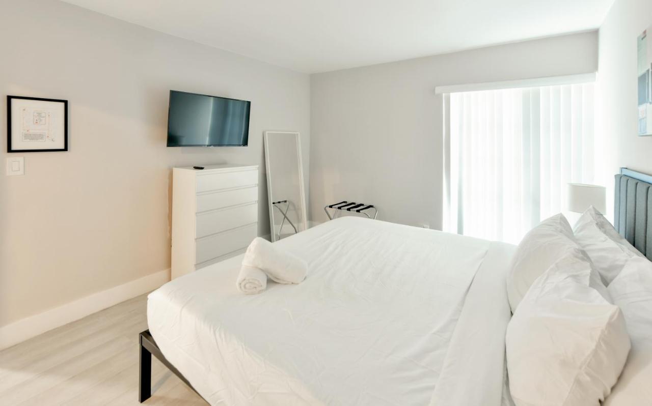 Designer River View Apartments فورت لودرديل المظهر الخارجي الصورة