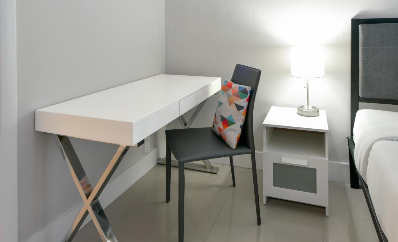 Designer River View Apartments فورت لودرديل المظهر الخارجي الصورة