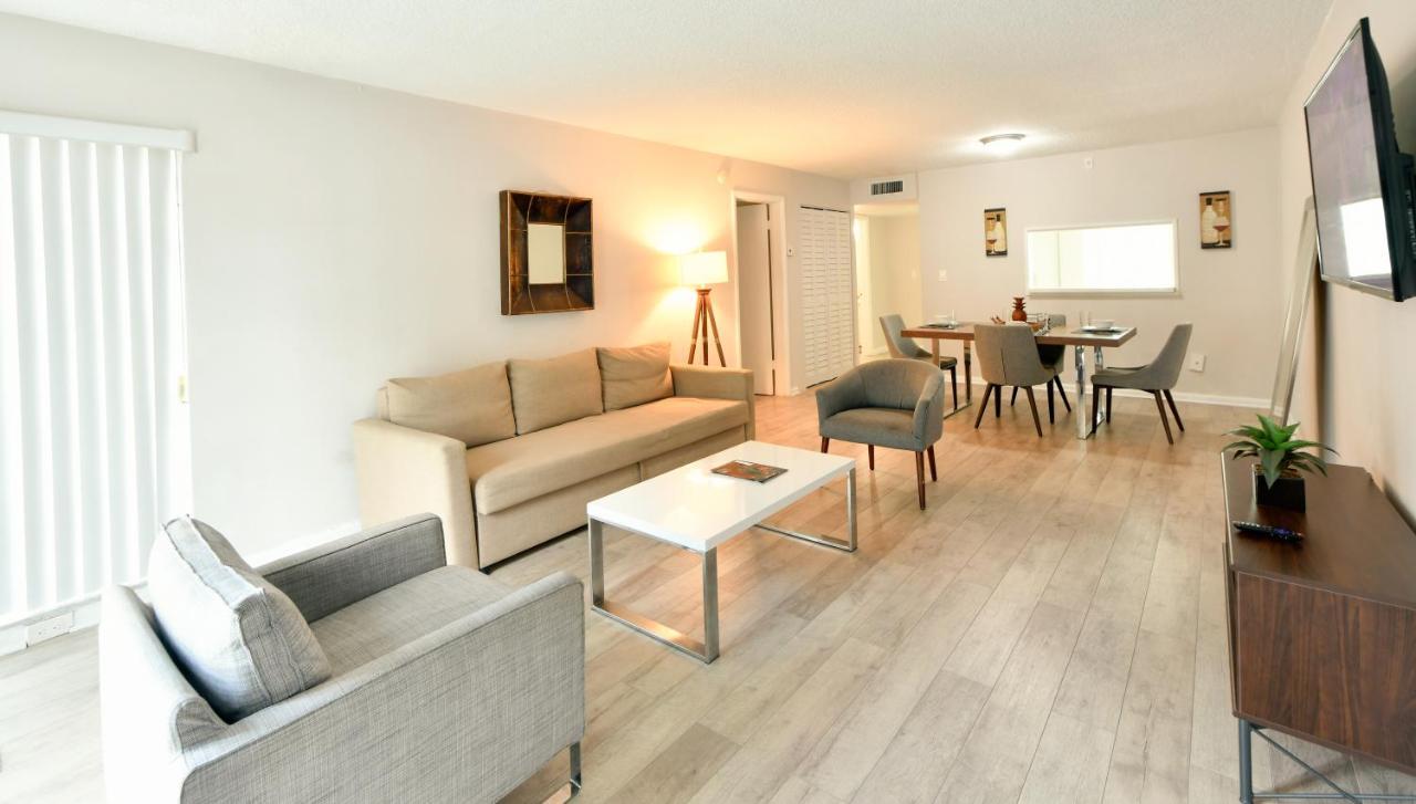 Designer River View Apartments فورت لودرديل المظهر الخارجي الصورة