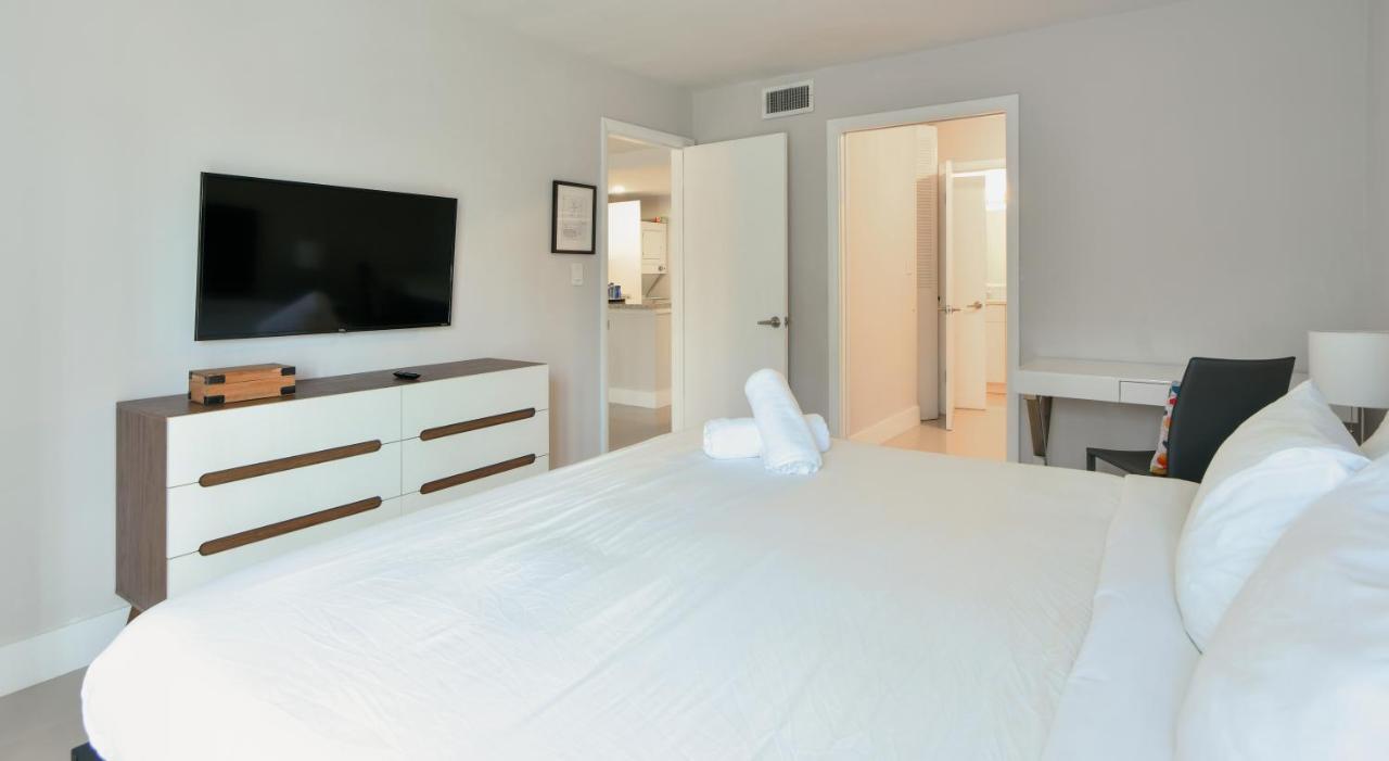 Designer River View Apartments فورت لودرديل المظهر الخارجي الصورة