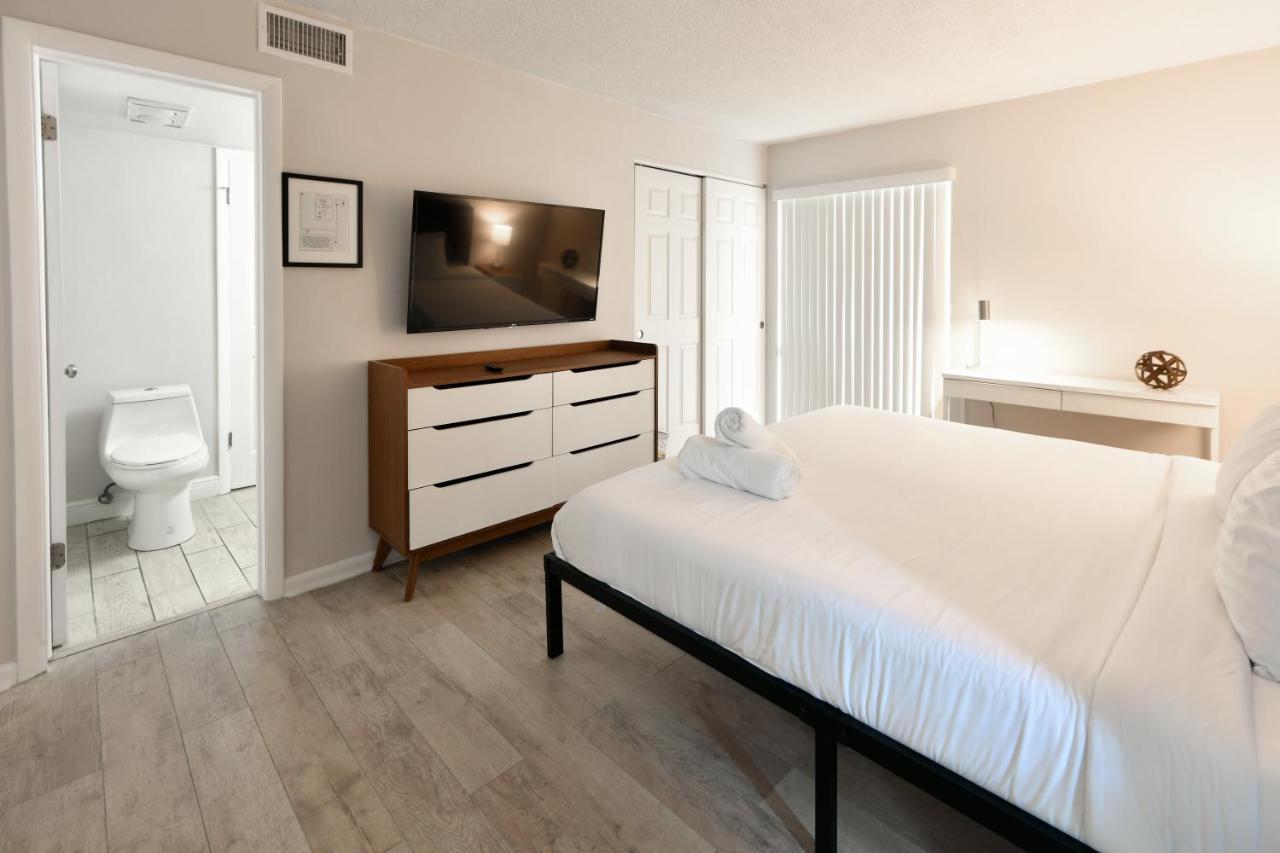 Designer River View Apartments فورت لودرديل المظهر الخارجي الصورة