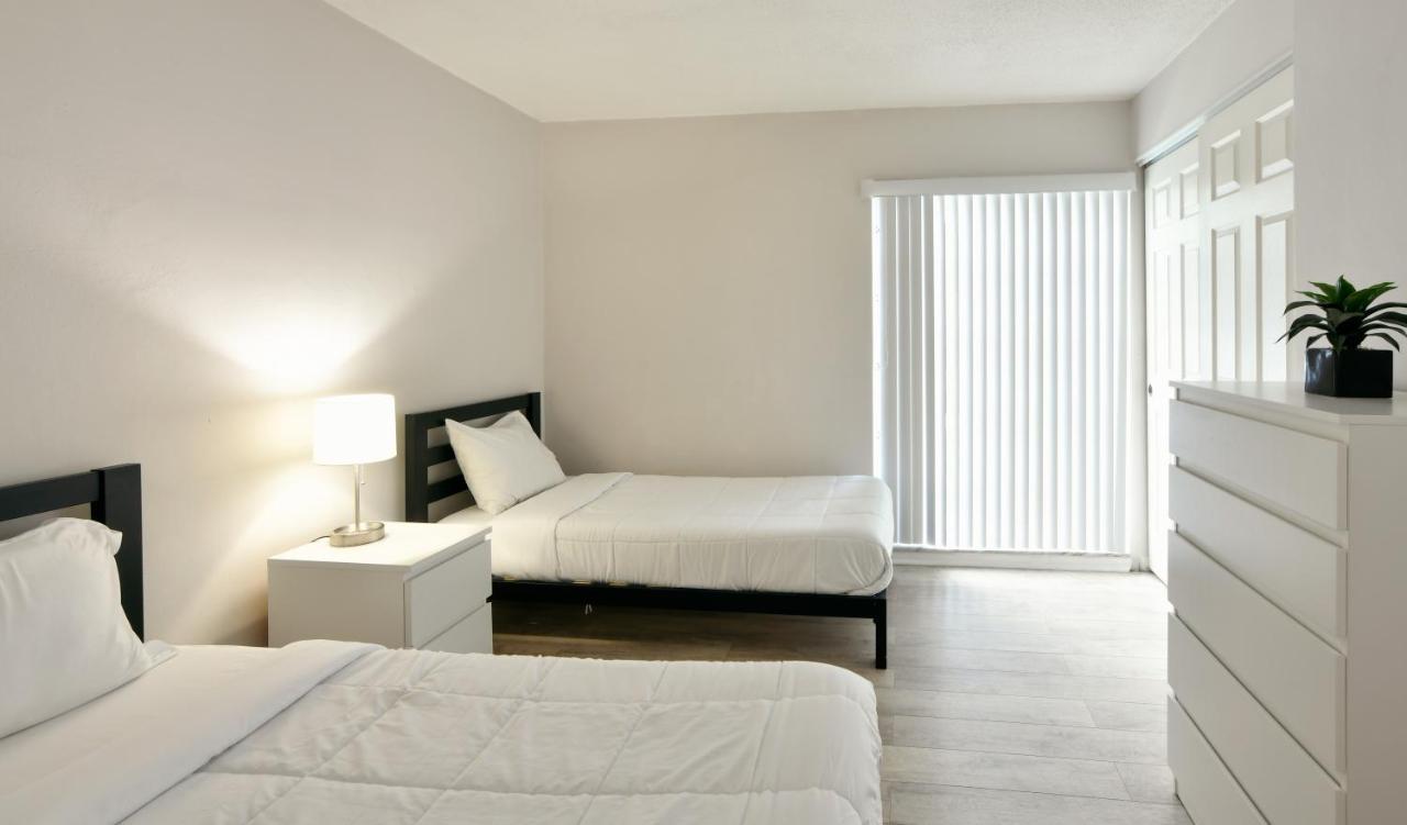 Designer River View Apartments فورت لودرديل المظهر الخارجي الصورة