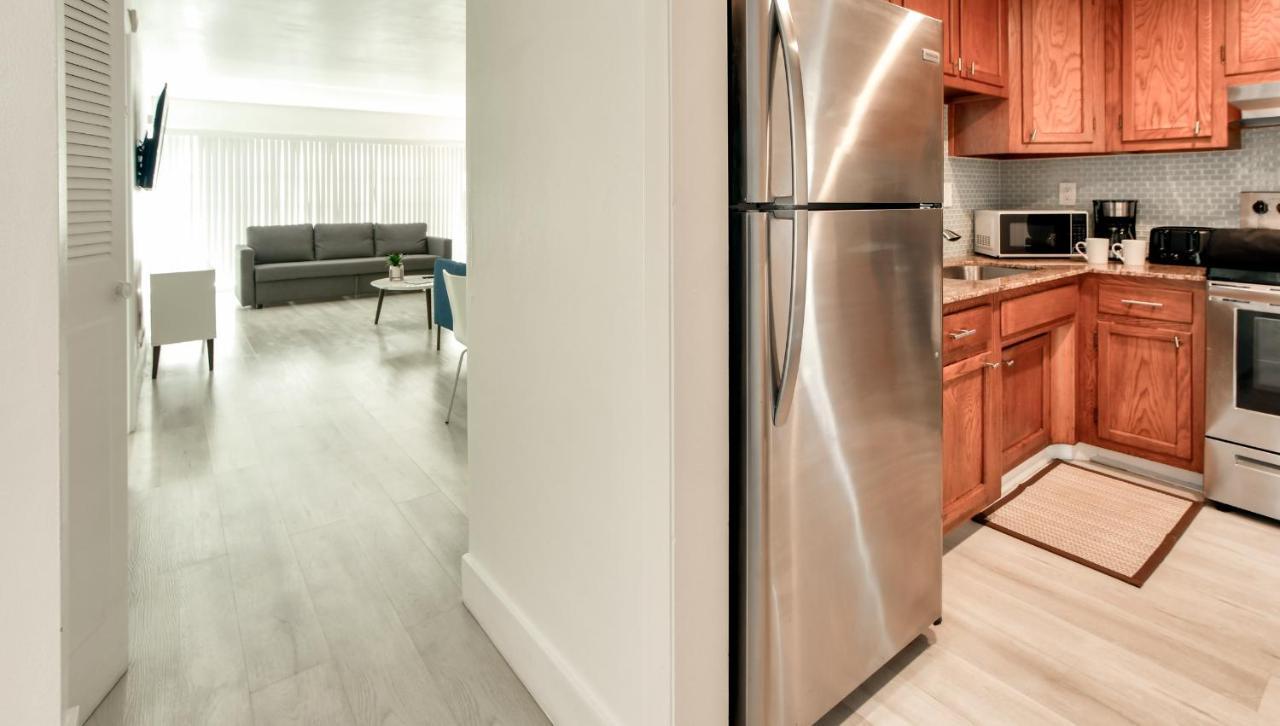 Designer River View Apartments فورت لودرديل المظهر الخارجي الصورة